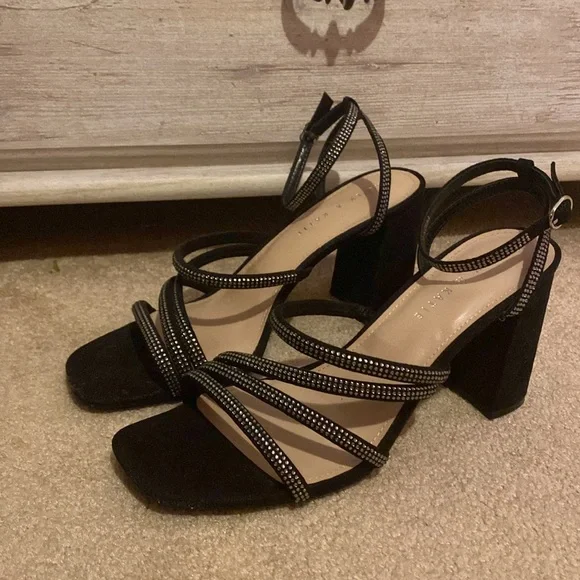 Kelly & Katie Black Rhinestone Heel - Picture 5 of 9